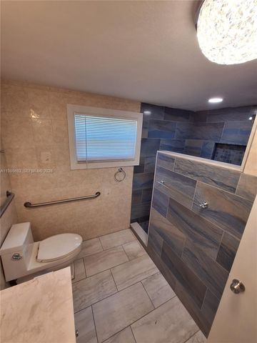 5525 SE Ault Avenue, Stuart, FL 34997