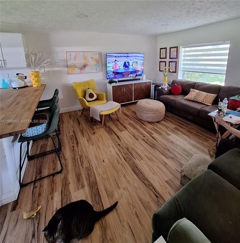 5525 SE Ault Avenue, Stuart, FL 34997