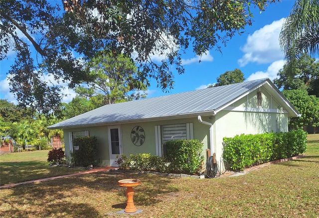 5525 SE Ault Avenue, Stuart, FL 34997