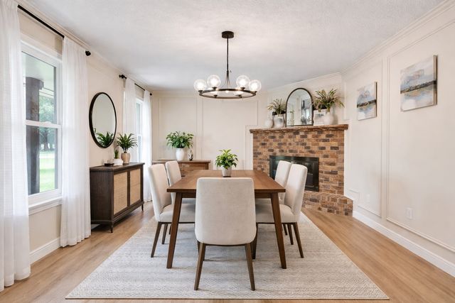 131 Carol Lane, Pecan Hill, TX 75154