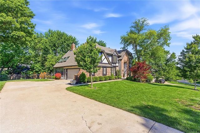 12204 MELROSE Street, Overland Park, KS 66213