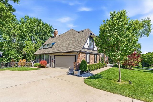 12204 MELROSE Street, Overland Park, KS 66213