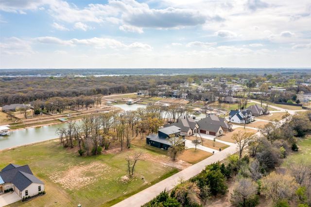 1544 Laguna Bay, Pelican Bay, TX 76020