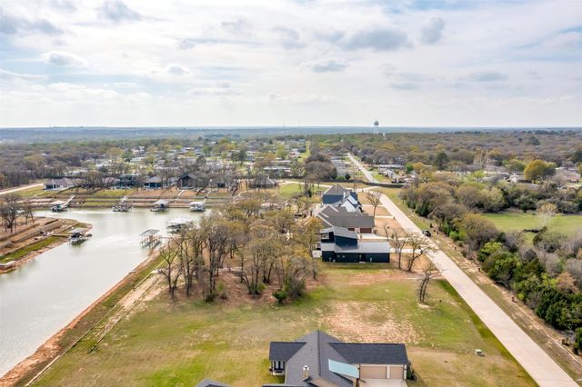 1544 Laguna Bay, Pelican Bay, TX 76020