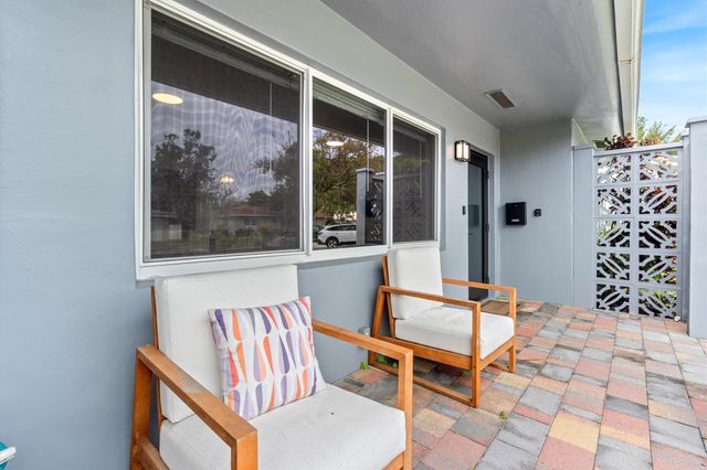 2240 NE 37th St, Lighthouse Point, FL 33064