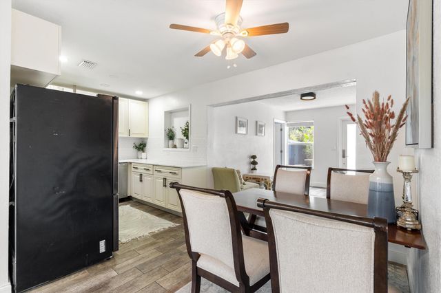 2240 NE 37th St, Lighthouse Point, FL 33064