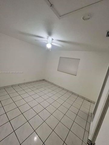 2450 Lincoln St 7, Hollywood, FL 33020
