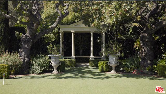 729 Bel Air Road, Los Angeles, CA 90077