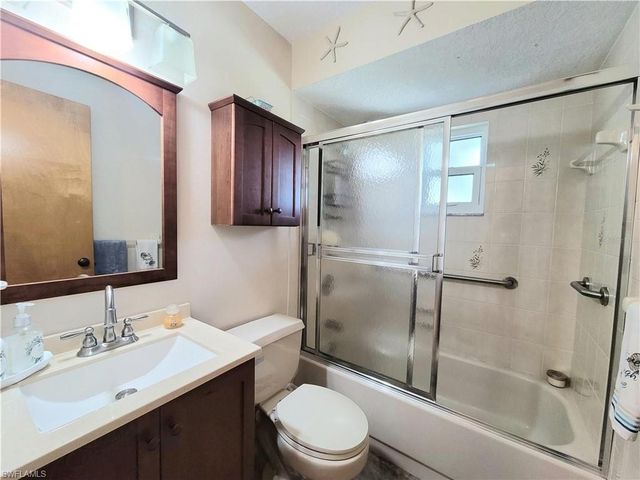 18710 Van Nuys CIR, Port Charlotte, FL 33948