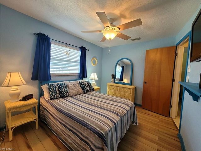 18710 Van Nuys CIR, Port Charlotte, FL 33948
