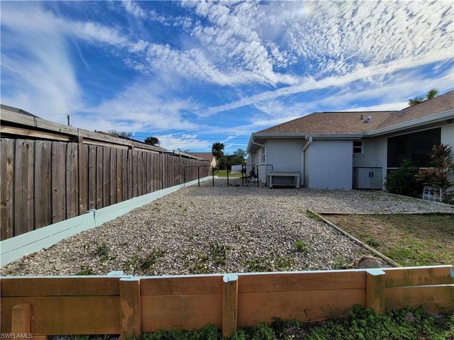 18710 Van Nuys CIR, Port Charlotte, FL 33948
