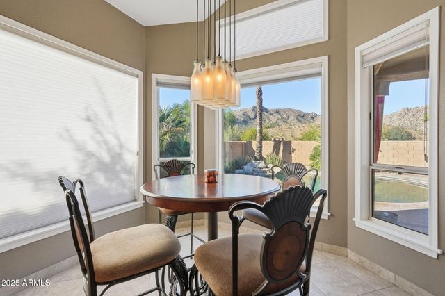 718 E MOUNTAIN SAGE Drive, Phoenix, AZ 85048