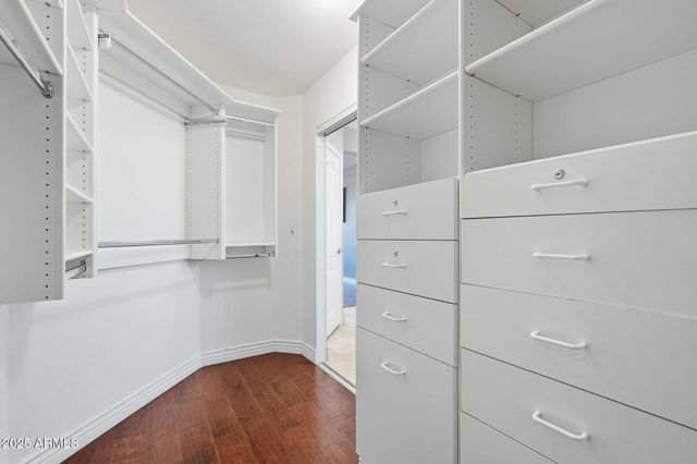 718 E MOUNTAIN SAGE Drive, Phoenix, AZ 85048