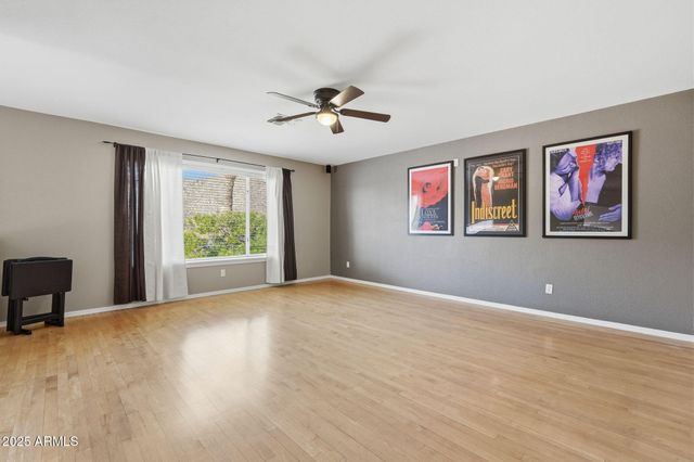 718 E MOUNTAIN SAGE Drive, Phoenix, AZ 85048