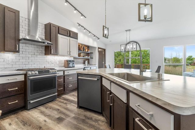 3744 Morris STREET, Franksville, WI 53126