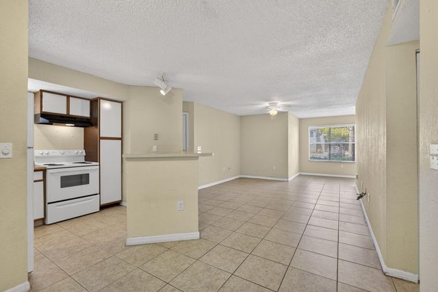 1401 Village Boulevard 1917, West Palm Beach, FL 33409