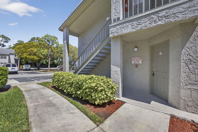 1401 Village Boulevard 1917, West Palm Beach, FL 33409