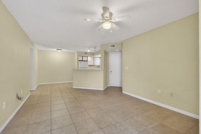1401 Village Boulevard 1917, West Palm Beach, FL 33409