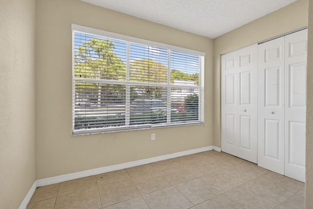 1401 Village Boulevard 1917, West Palm Beach, FL 33409