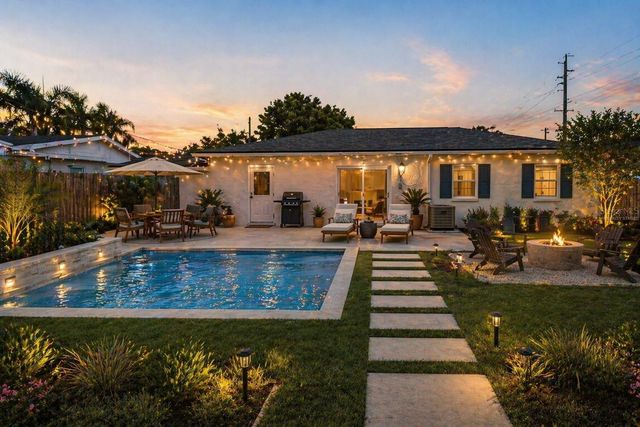 4100 W TYSON AVENUE, Tampa, FL 33611