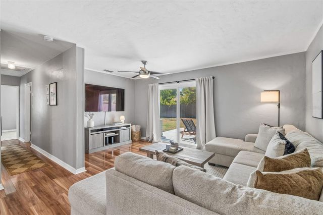 4100 W TYSON AVENUE, Tampa, FL 33611