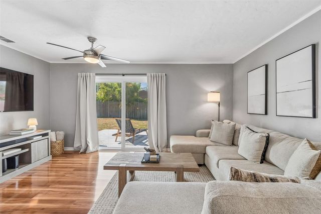 4100 W TYSON AVENUE, Tampa, FL 33611