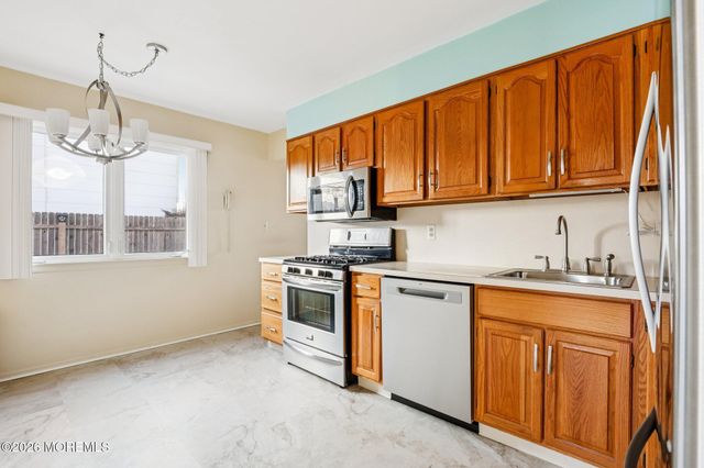 13 Cresci Boulevard, Hazlet, NJ 07730