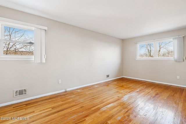 13 Cresci Boulevard, Hazlet, NJ 07730