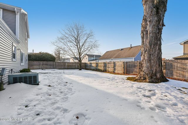 13 Cresci Boulevard, Hazlet, NJ 07730