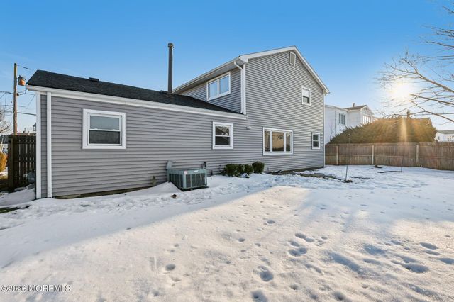 13 Cresci Boulevard, Hazlet, NJ 07730