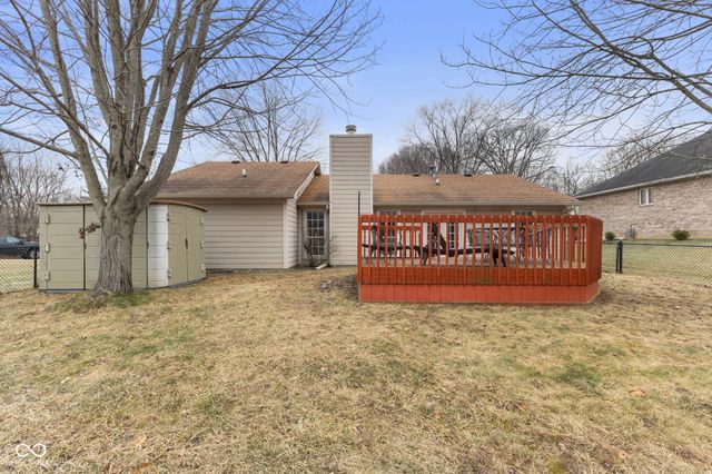 910 N Buck Creek Road, Greenfield, IN 46140