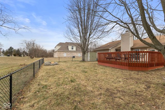 910 N Buck Creek Road, Greenfield, IN 46140