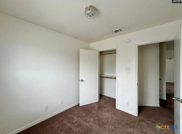1401 Chips, Killeen, TX 76549
