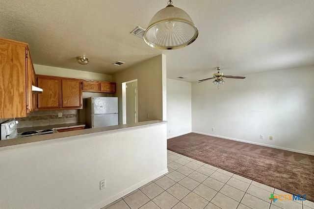 1401 Chips, Killeen, TX 76549