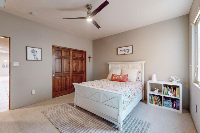 1317 22nd Avenue SE, Rio Rancho, NM 87124