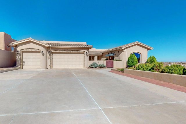 1317 22nd Avenue SE, Rio Rancho, NM 87124