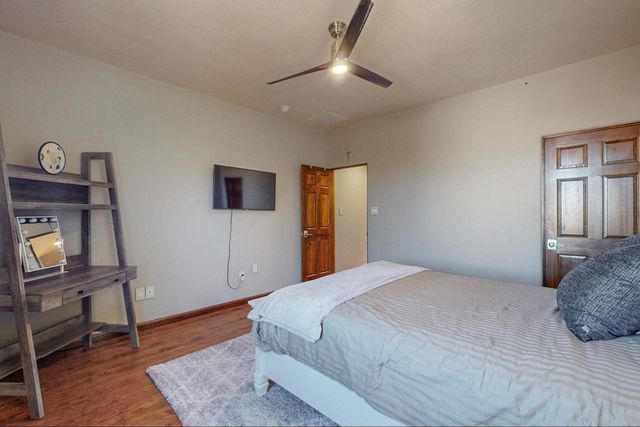 1317 22nd Avenue SE, Rio Rancho, NM 87124