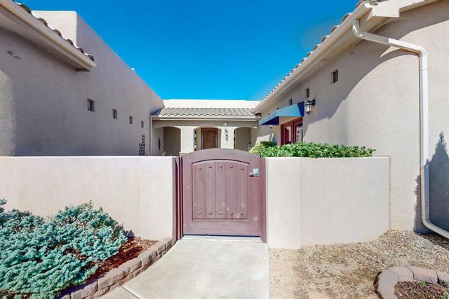 1317 22nd Avenue SE, Rio Rancho, NM 87124