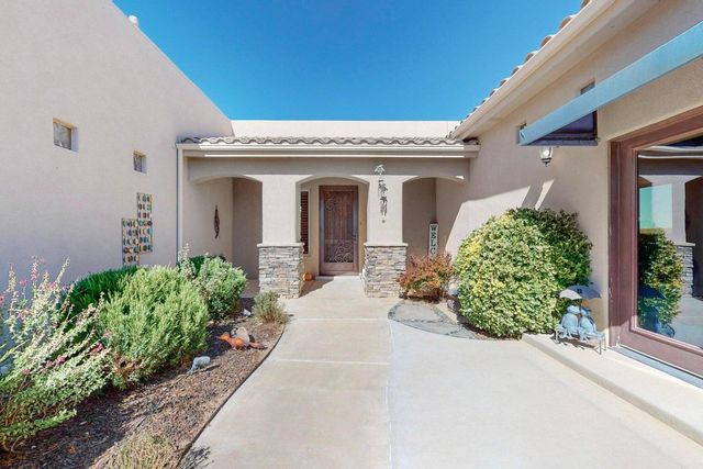 1317 22nd Avenue SE, Rio Rancho, NM 87124