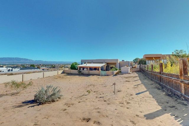 1317 22nd Avenue SE, Rio Rancho, NM 87124