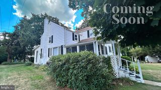 303 W PINE STREET, Mount Holly Springs, PA 17065