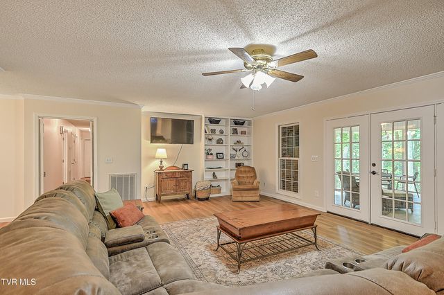 145 Zeb Grindstaff Road, Elizabethton, TN 37643