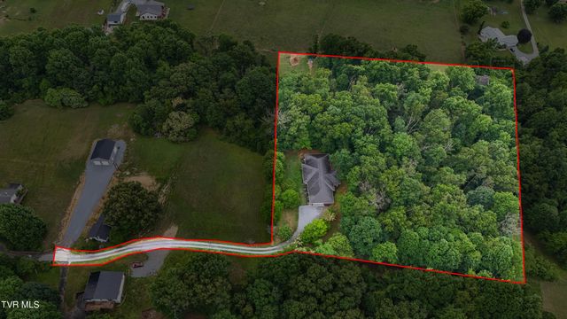 145 Zeb Grindstaff Road, Elizabethton, TN 37643
