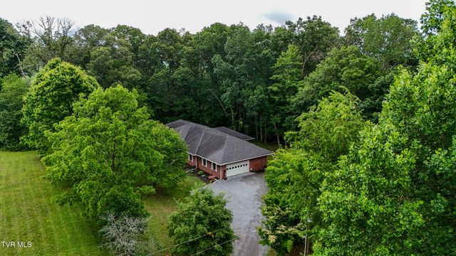 145 Zeb Grindstaff Road, Elizabethton, TN 37643