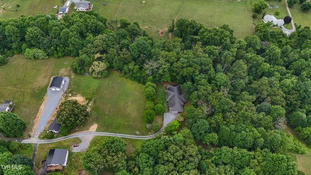 145 Zeb Grindstaff Road, Elizabethton, TN 37643