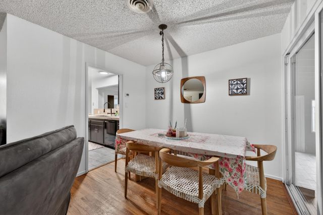 1108 Westacre Rd, West Sacramento, CA 95691
