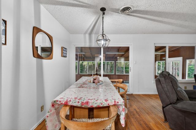 1108 Westacre Rd, West Sacramento, CA 95691
