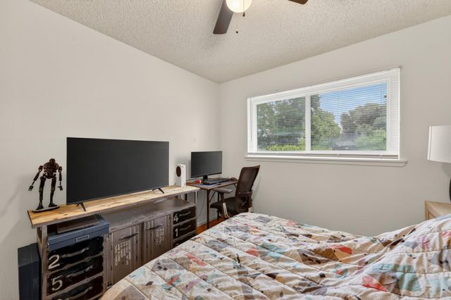 1108 Westacre Rd, West Sacramento, CA 95691