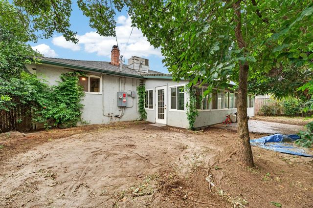 1108 Westacre Rd, West Sacramento, CA 95691