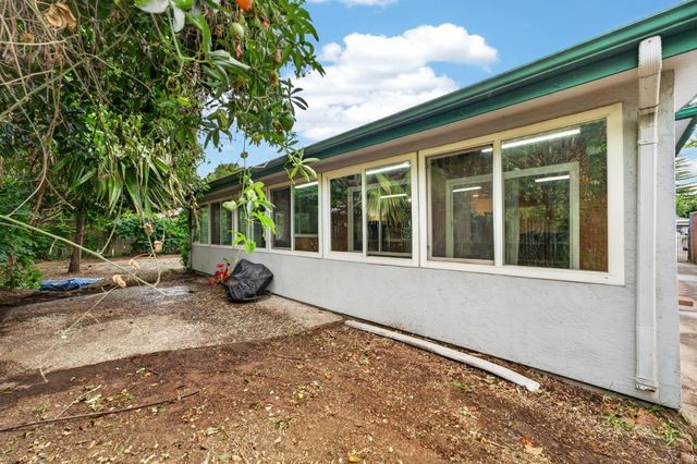 1108 Westacre Rd, West Sacramento, CA 95691